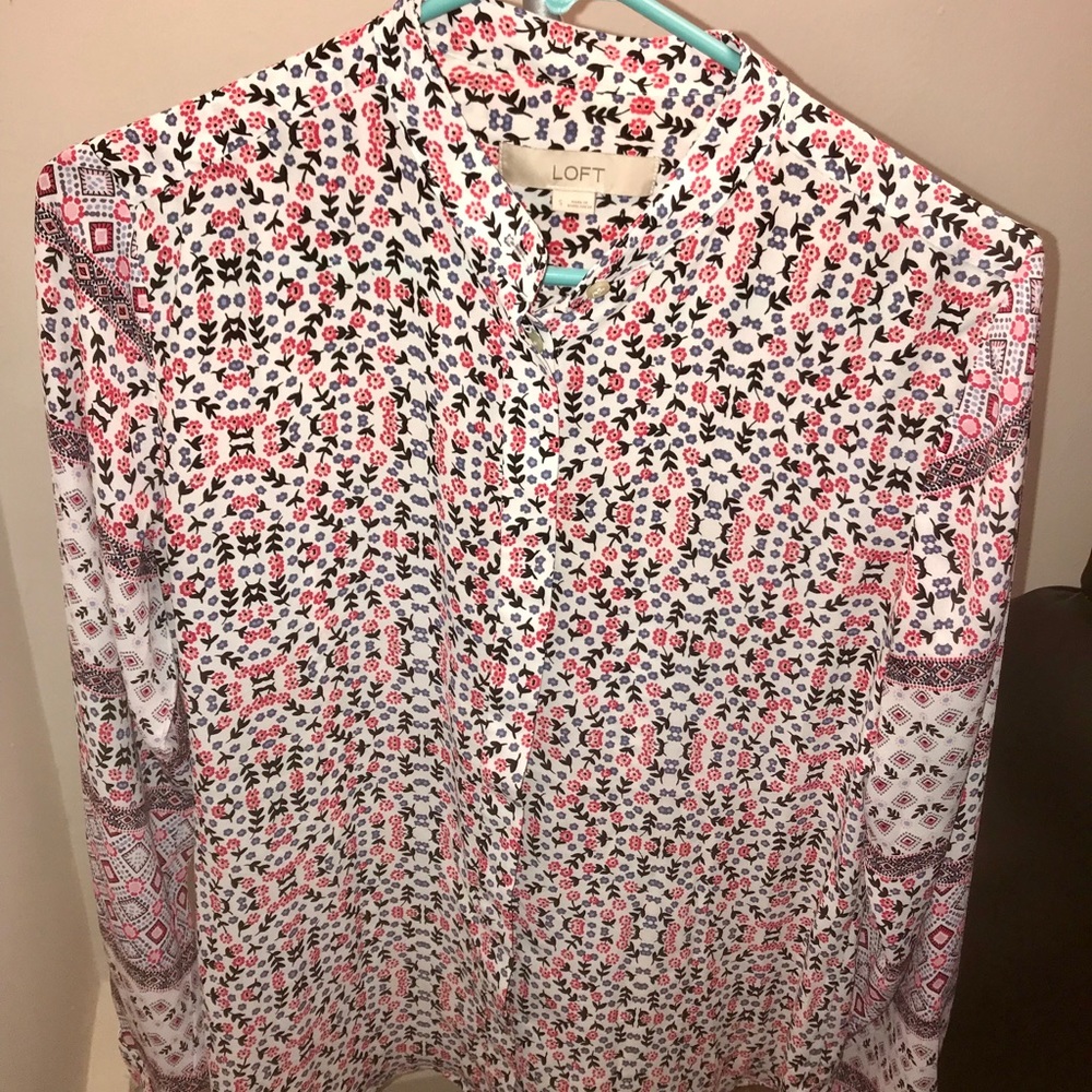 Loft blouse size small